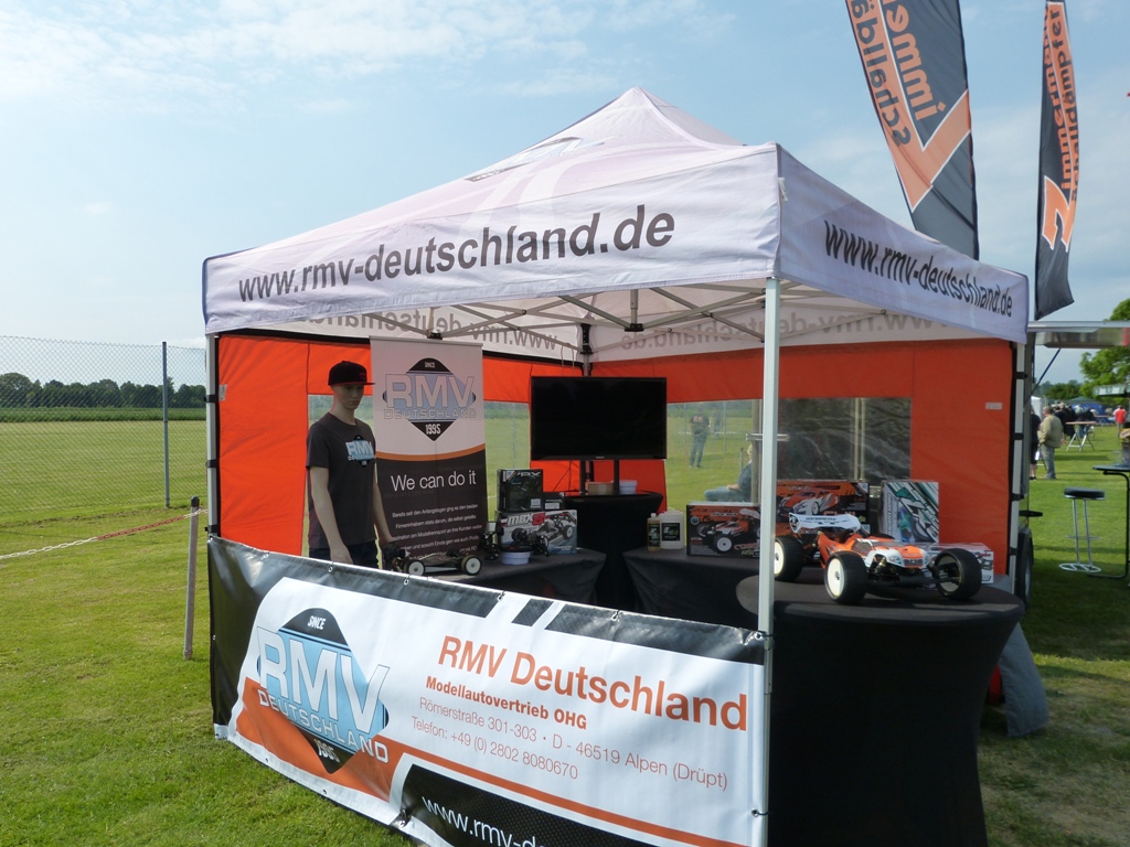 RMV Deutschland präsentiert sich beim Modellflugtag in Menzelen-Ost