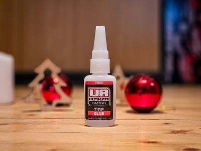 Satter Halt für RC-Reifen mit dem Ultimate Sekundenkleber aus Türchen 9